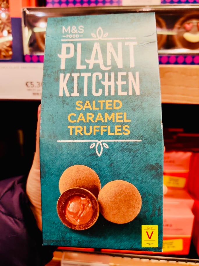 ce29ecca-d3d5-414b-9929-a6418468936b