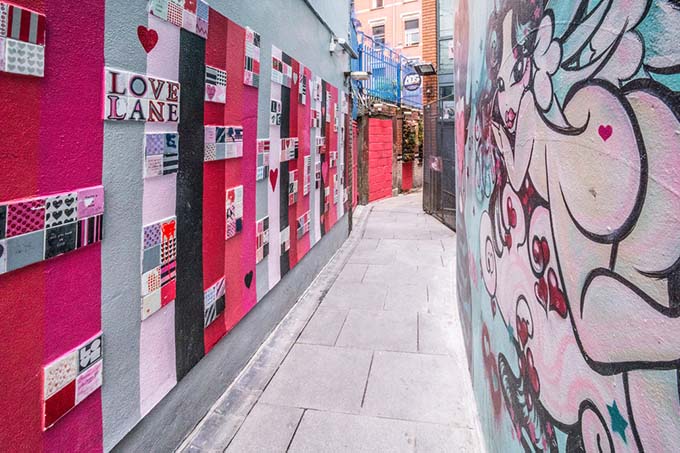 Discover the romantic Love Lane street