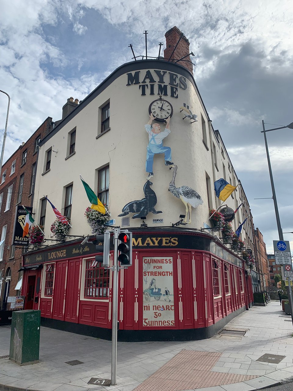 mayes-pub-and-off-license